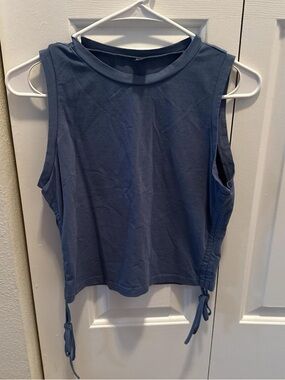 SHEIN Blue Tie-Side Crop Tank Top